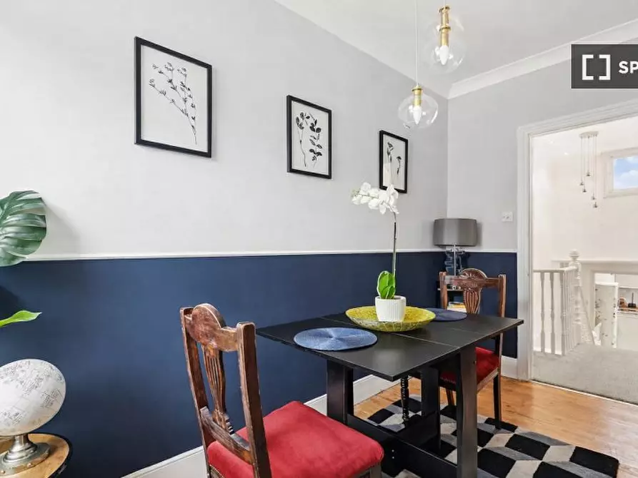Immagine 6 di Appartamento in affitto  in A Benares Rd a Eltham