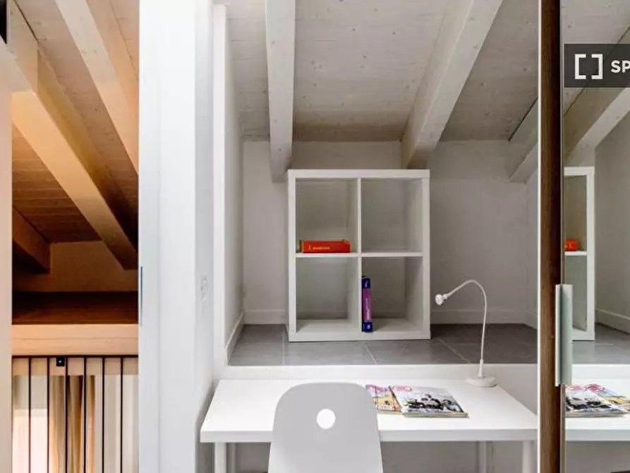 Immagine 3 di Camera condivisa in affitto  in Via Oreste Regnoli a Bologna