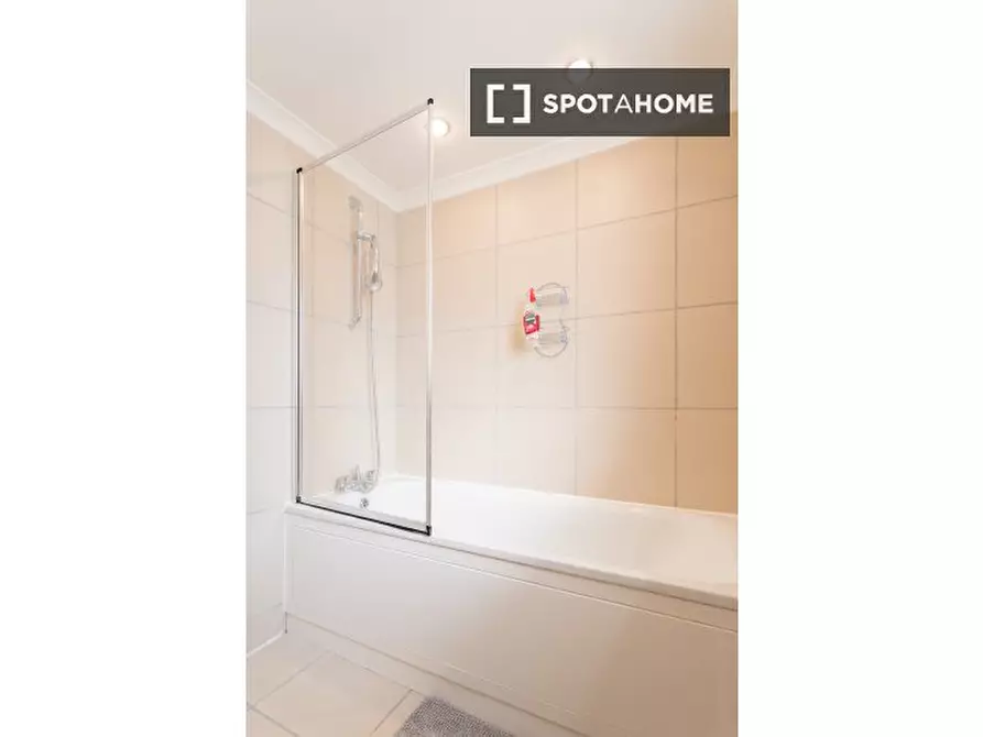Immagine 10 di Appartamento in affitto  in flat a Camden Town