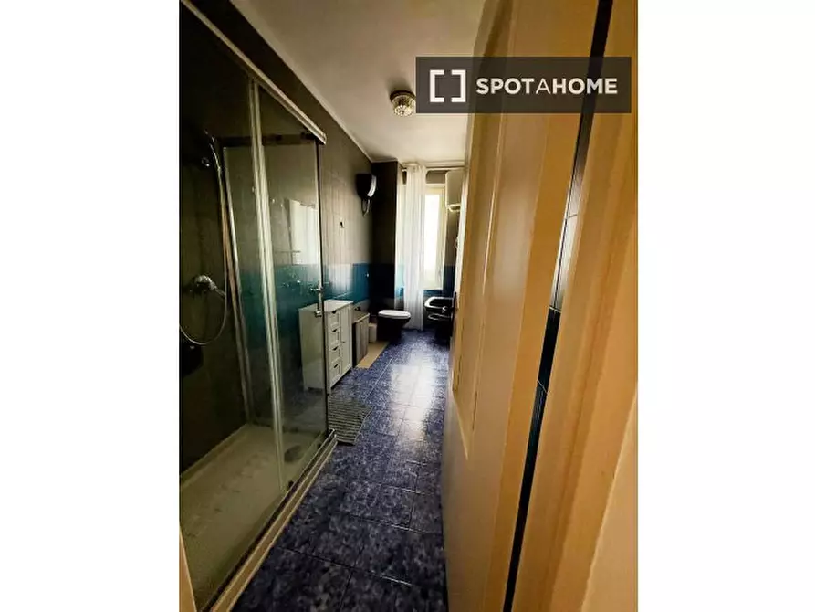 Immagine 3 di Camera condivisa in affitto  in Goldoni a Cagliari