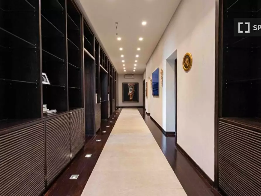 Immagine 10 di Appartamento in affitto  in Lungarno Amerigo Vespucci a Firenze