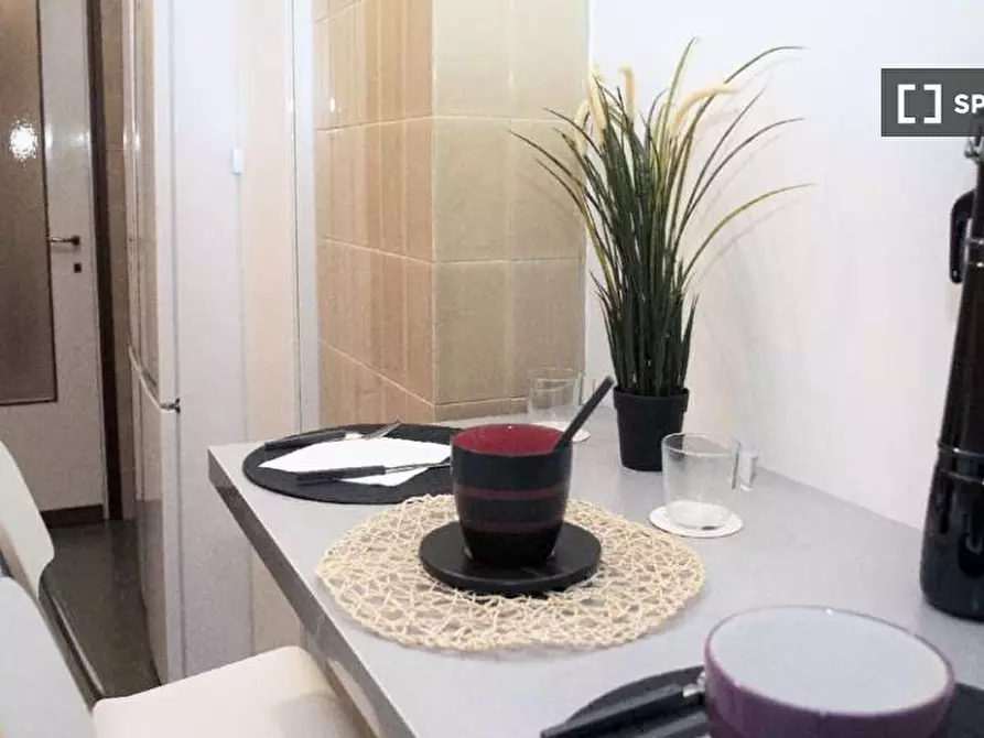 Immagine 13 di Camera condivisa in affitto  in Via Andrea Costa a Milano