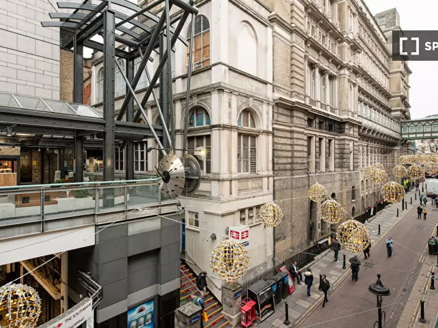 Immagine 4 di Appartamento in affitto  in A Villiers St a 