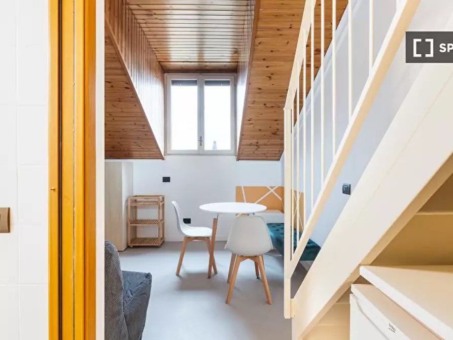 Immagine 14 di Ufficio in affitto  in Corso Magenta a Milano