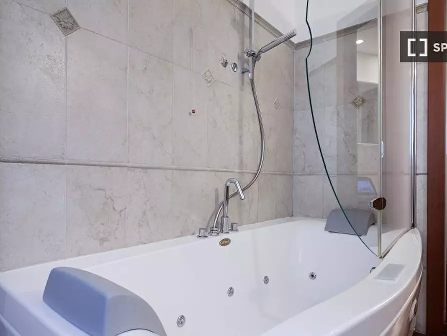 Immagine 8 di Appartamento in affitto  in Viale Piero e Alberto Pirelli a Milano