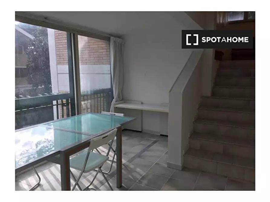 Immagine 8 di Appartamento in affitto  in P.za dei Giuochi Delfici a Roma