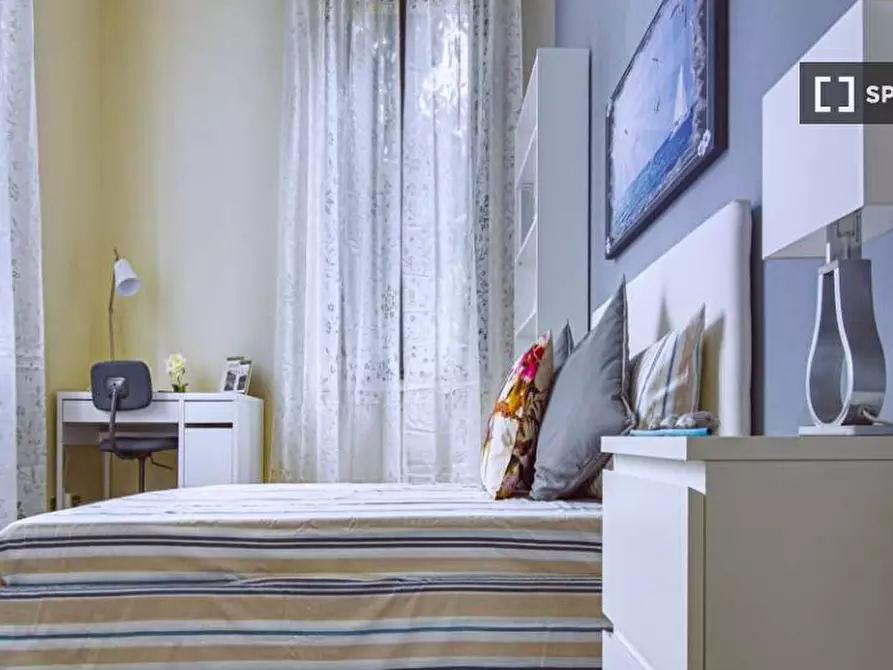 Immagine 3 di Camera condivisa in affitto  in Viale Nazario Sauro a Milano