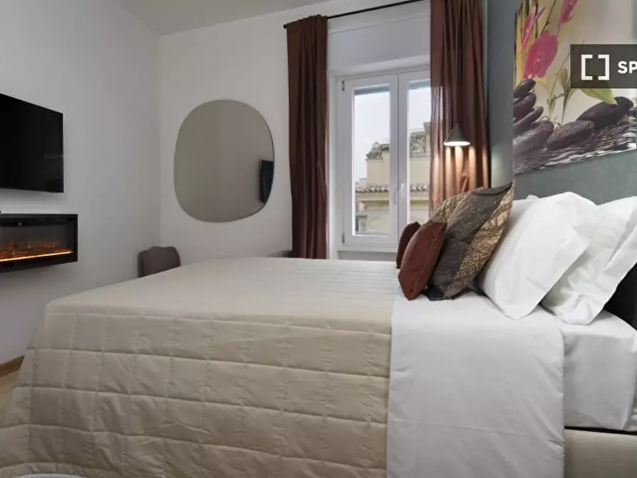 Immagine 19 di Appartamento in affitto  in Via del Falco a Roma