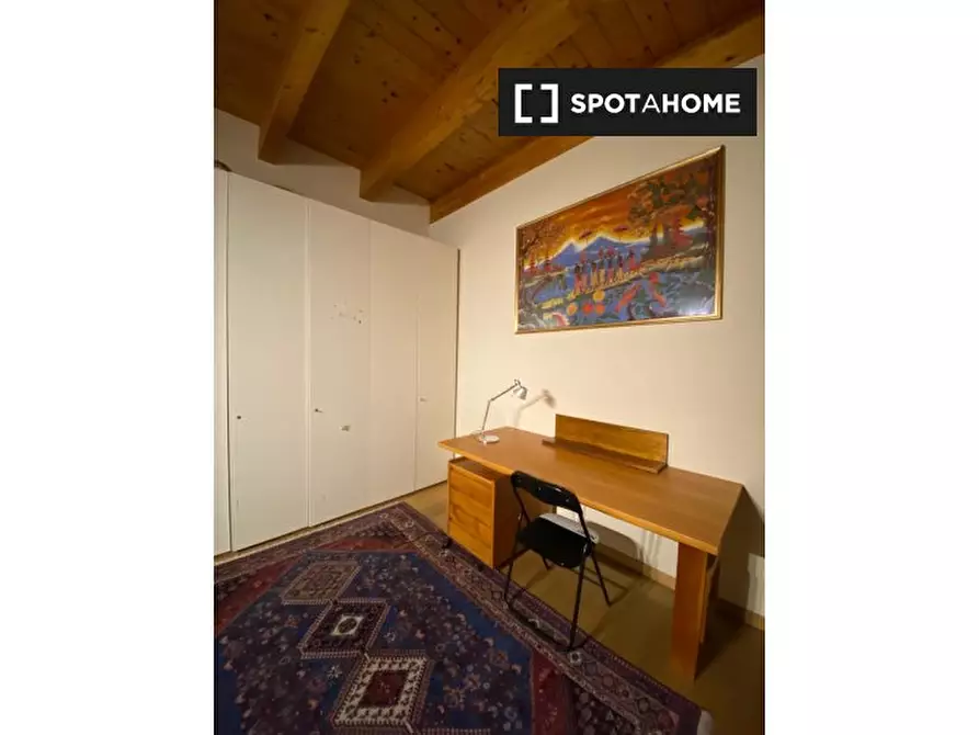 Immagine 8 di Camera condivisa in affitto  in Via Roma a Cagliari