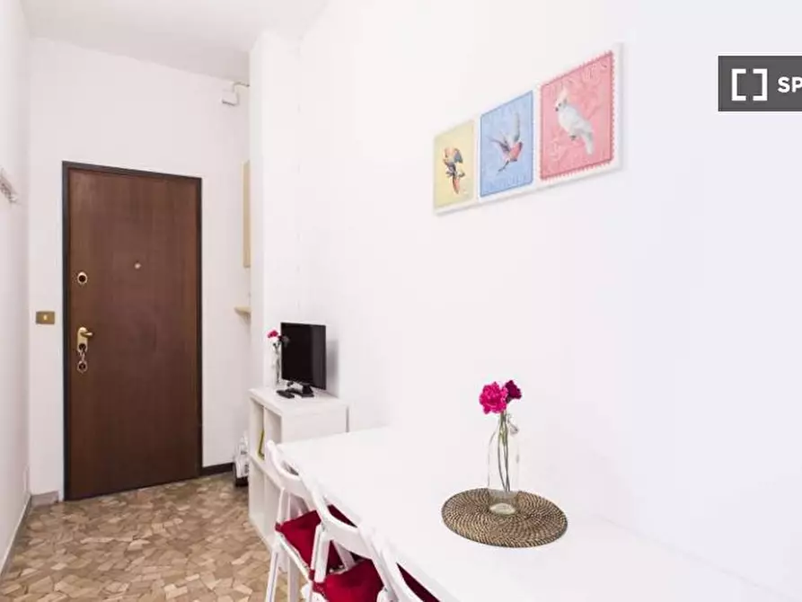 Immagine 16 di Camera condivisa in affitto  in Via Moncalvo a Milano