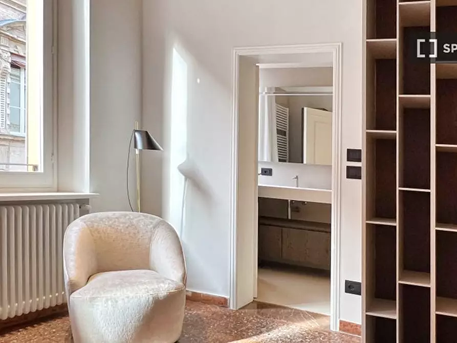 Immagine 16 di Appartamento in affitto  in Via Santo Stefano a Bologna