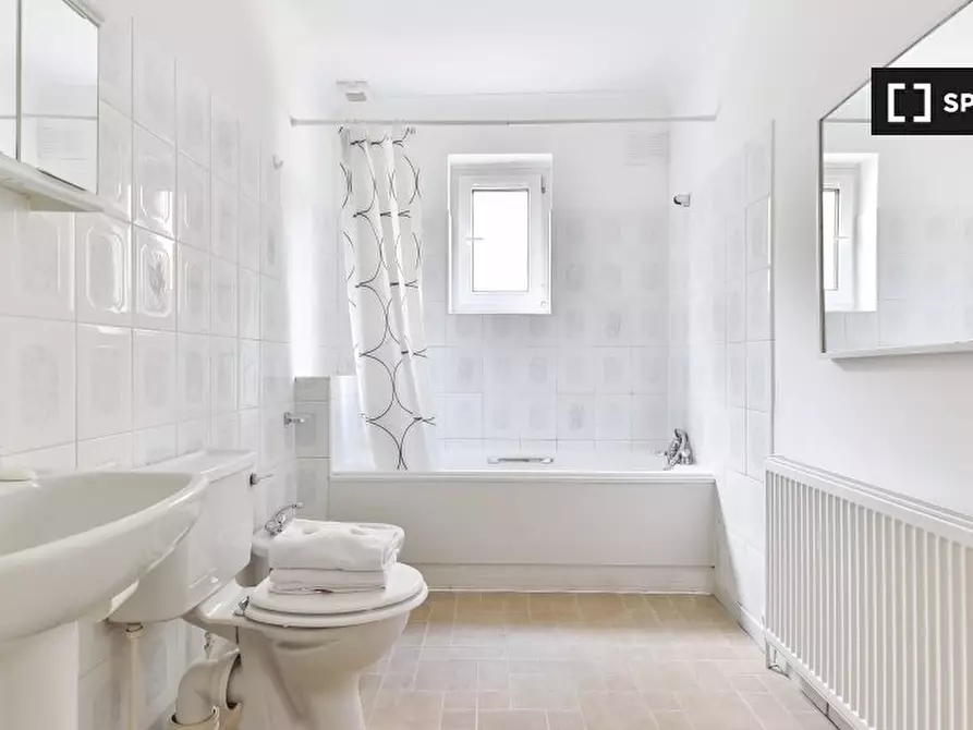 Immagine 16 di Appartamento in affitto  in Arlington Rd a Camden Town