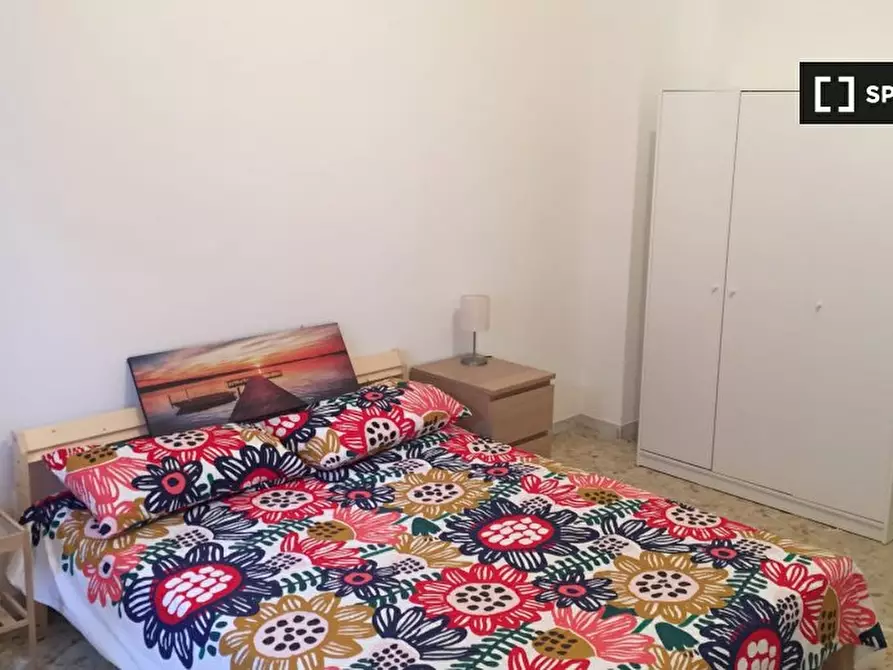 Immagine 1 di Camera condivisa in affitto  in Viale Prospero Colonna a Roma