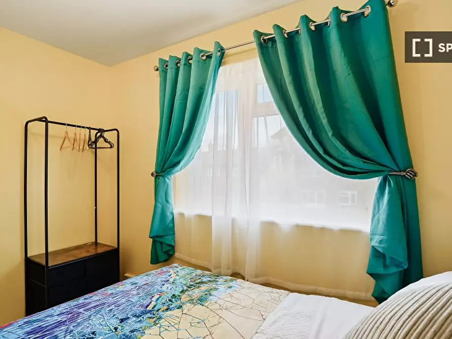 Immagine 8 di Appartamento in affitto  in Felixstowe Rd a Eltham