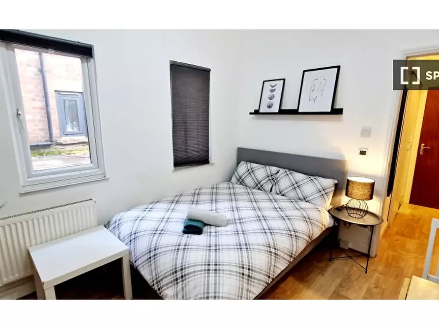 Immagine 8 di Ufficio in affitto  in A Hessel St a Poplar