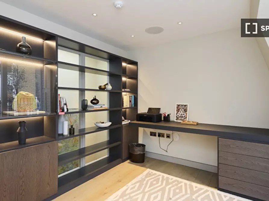 Immagine 5 di Appartamento in affitto  in William Mews a 