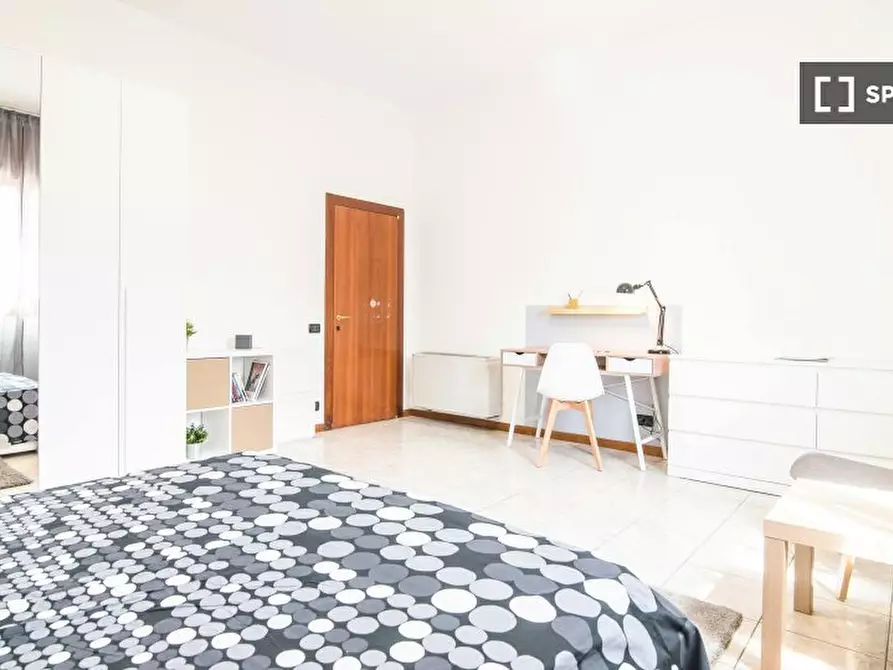 Immagine 1 di Camera condivisa in affitto  in Via Tiziano Aspetti a Padova