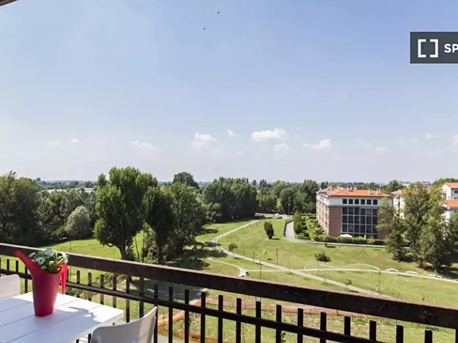 Immagine 2 di Camera condivisa in affitto  in Via Ginestre Milan a Buccinasco