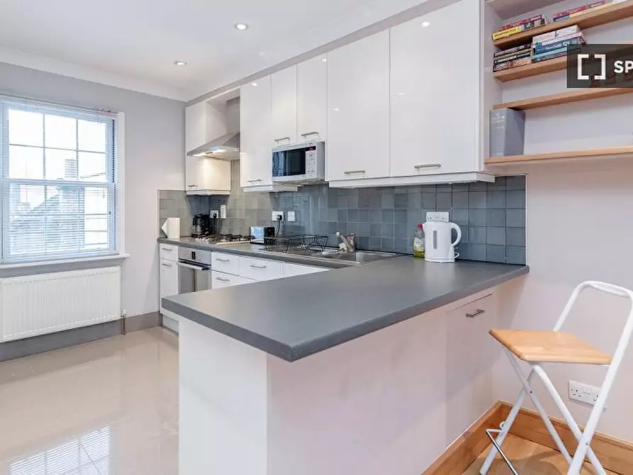 Immagine 12 di Appartamento in affitto  in Hatherley St a 