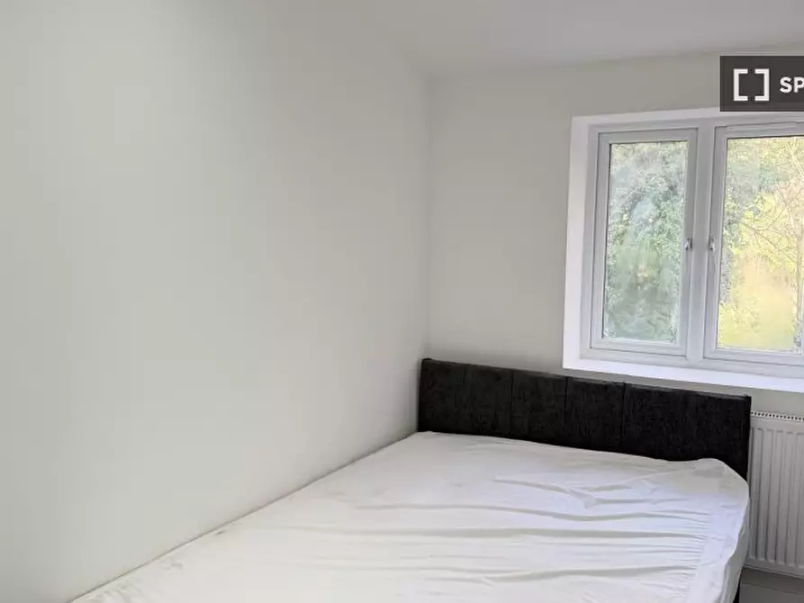 Immagine 6 di Appartamento in affitto  in Hill House Rd a Lambeth