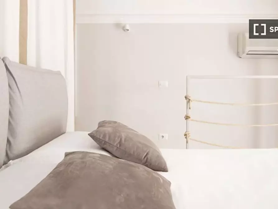 Immagine 5 di Appartamento in affitto  in Via Francesco Londonio a Milano