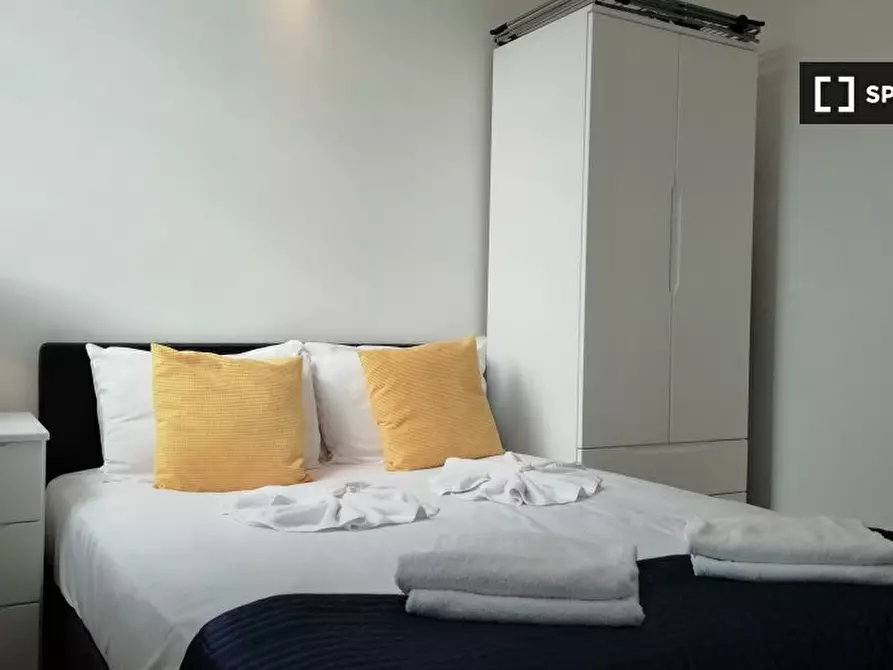 Immagine 5 di Appartamento in affitto  in Leather Ln a Islington