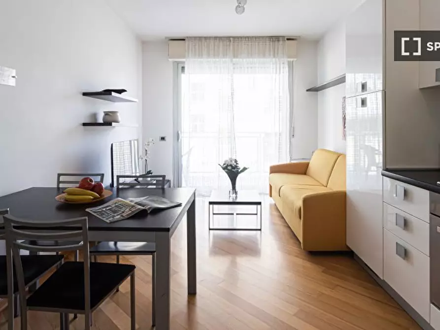 Immagine 1 di Appartamento in affitto  in Via Mancinelli a Milano