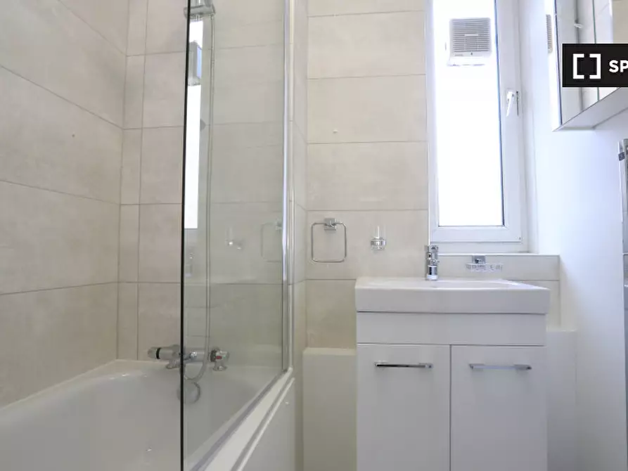 Immagine 17 di Camera condivisa in affitto  in Bromley High St a Poplar