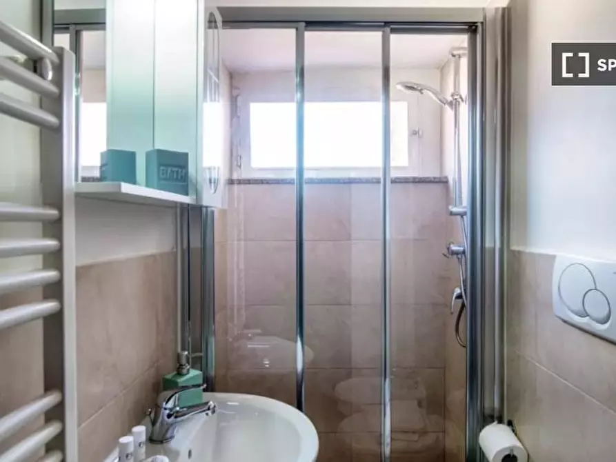 Immagine 11 di Appartamento in affitto  in Viale Nazario Sauro a Milano