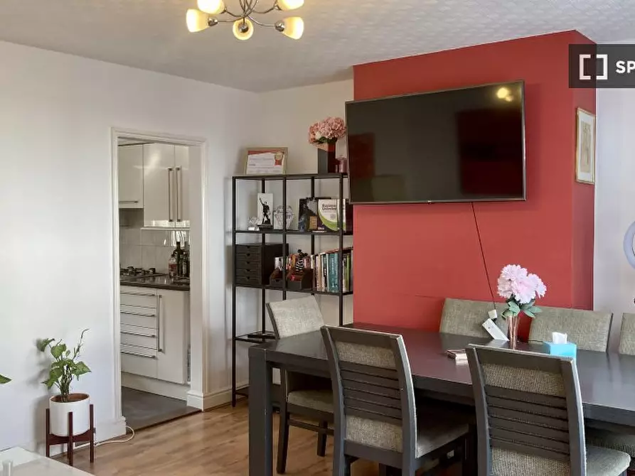 Immagine 9 di Appartamento in affitto  in Staveley Gardens a Hounslow