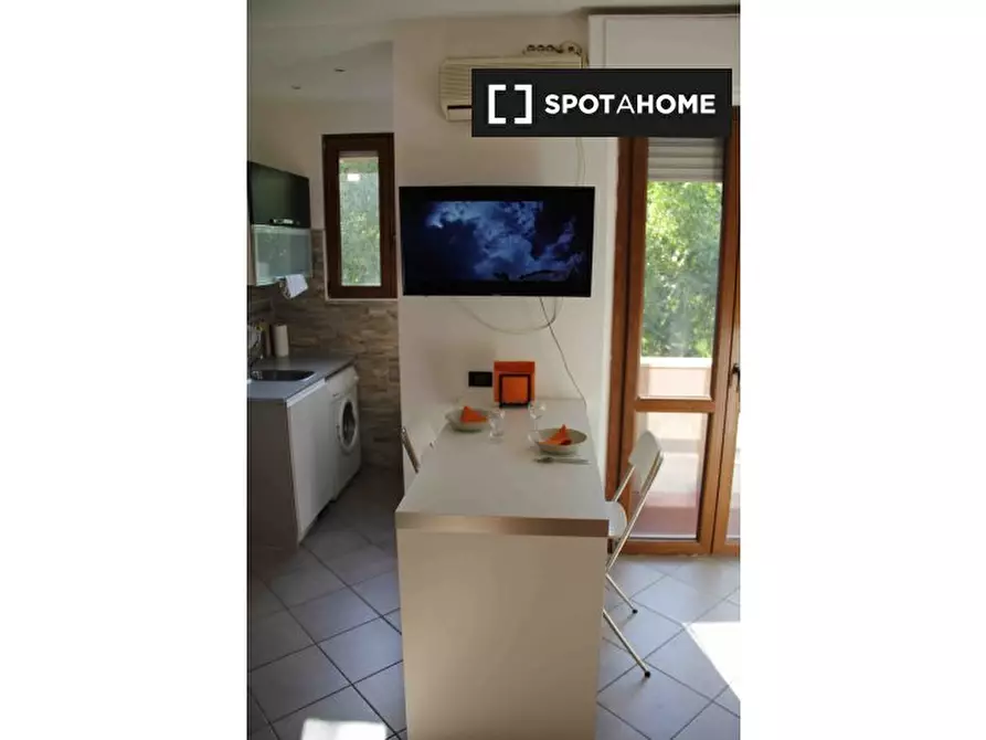 Immagine 2 di Ufficio in affitto  in Via Federico Tesio a Milano