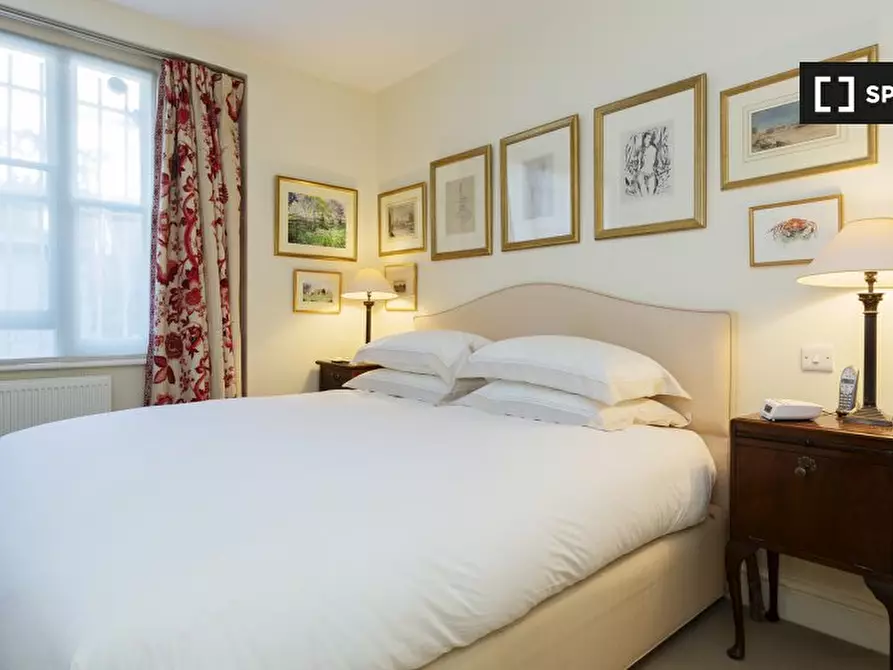 Immagine 8 di Appartamento in affitto  in Garden Flat a Hammersmith