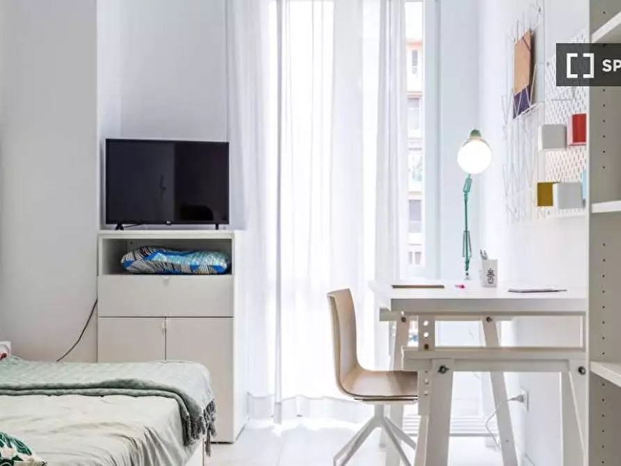 Immagine 2 di Camera condivisa in affitto  in Viale Bligny a Milano