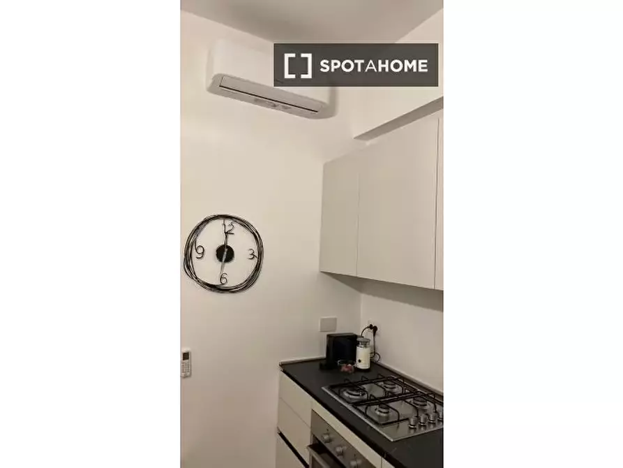 Immagine 8 di Appartamento in affitto  in Via Sisto IV a Roma