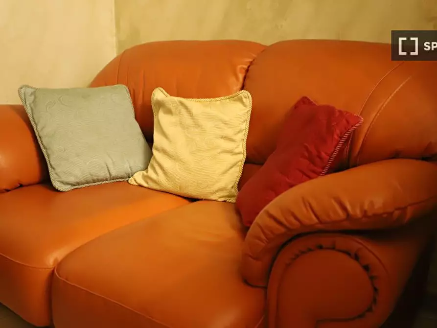 Immagine 10 di Appartamento in affitto  in Via dei Glicini a Roma