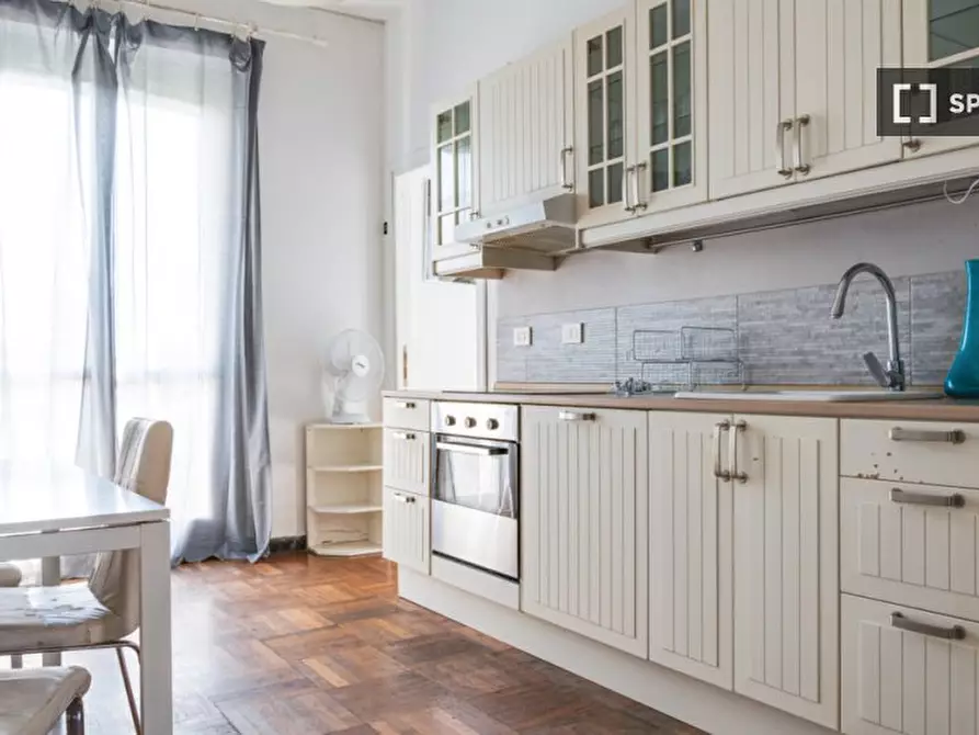 Immagine 5 di Camera condivisa in affitto  in Piazza Umanitaria a Milano