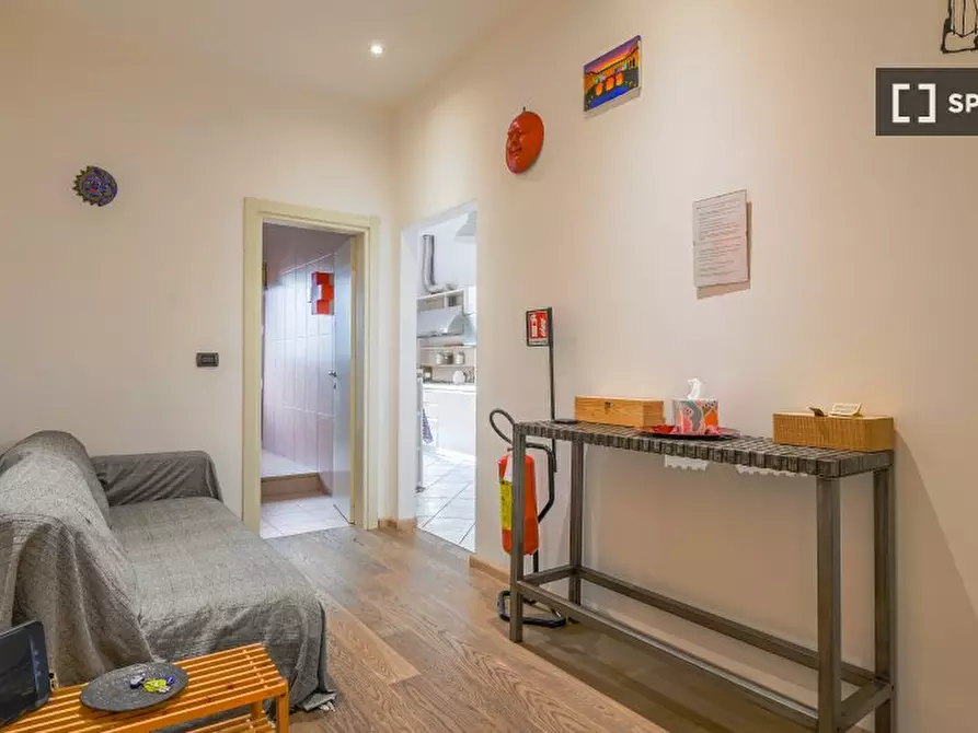 Immagine 12 di Appartamento in affitto  in Via Francesco Caracciolo a Firenze