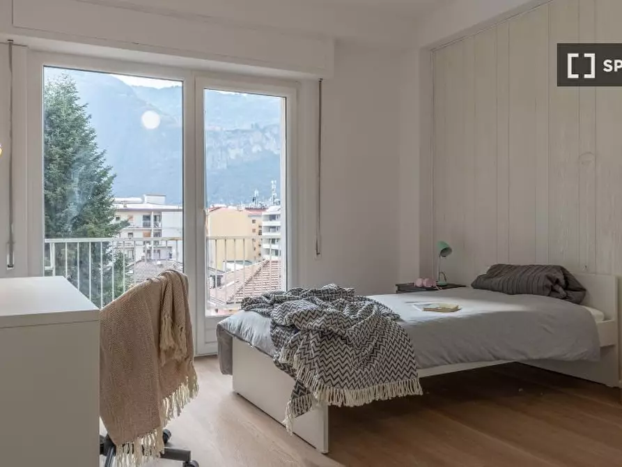 Immagine 3 di Camera condivisa in affitto  in Corso Novembre 1918 a Trento