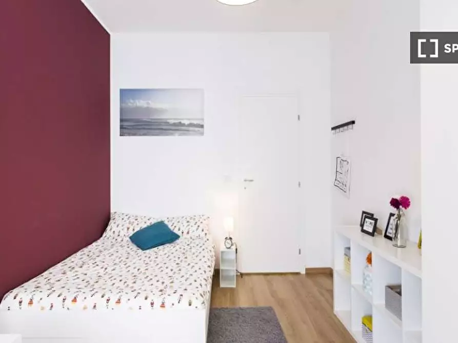 Immagine 1 di Camera condivisa in affitto  in Via Gallarate a Milano