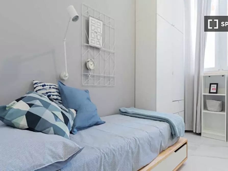 Immagine 1 di Camera condivisa in affitto  in Viale Bligny a Milano