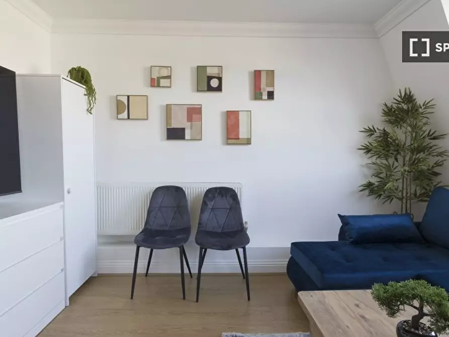 Immagine 4 di Appartamento in affitto  in flat a 