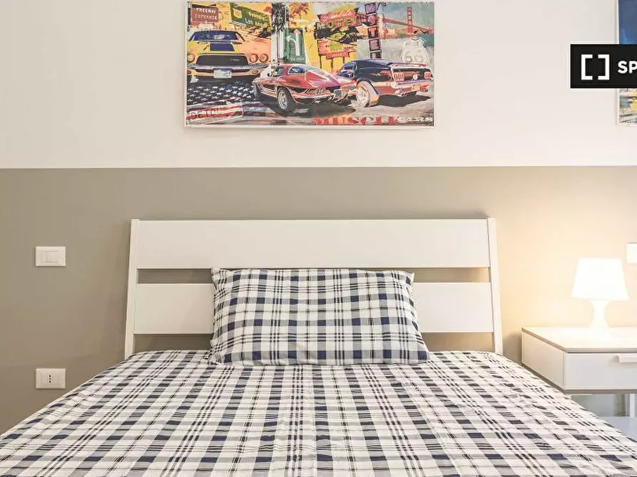 Immagine 2 di Camera condivisa in affitto  in V.le Zara a Milano