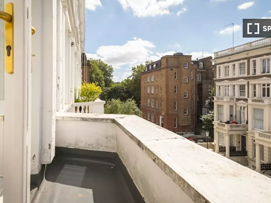 Immagine 7 di Appartamento in affitto  in Apartment a Kensington