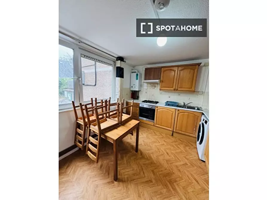 Immagine 8 di Camera condivisa in affitto  in Georges Road a Islington
