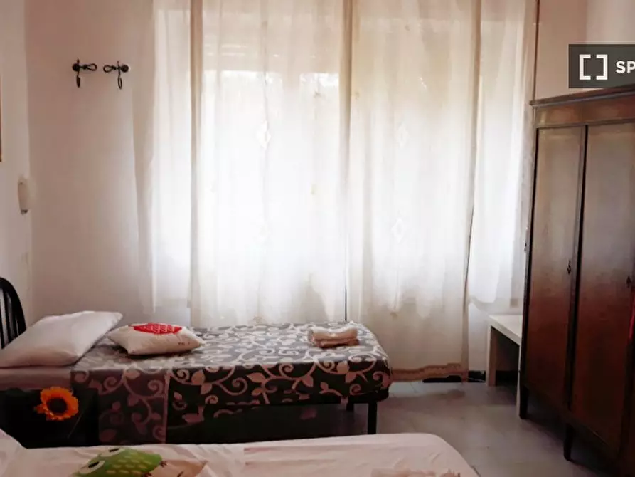 Immagine 11 di Camera condivisa in affitto  in Via Giacomo di Mino a Siena