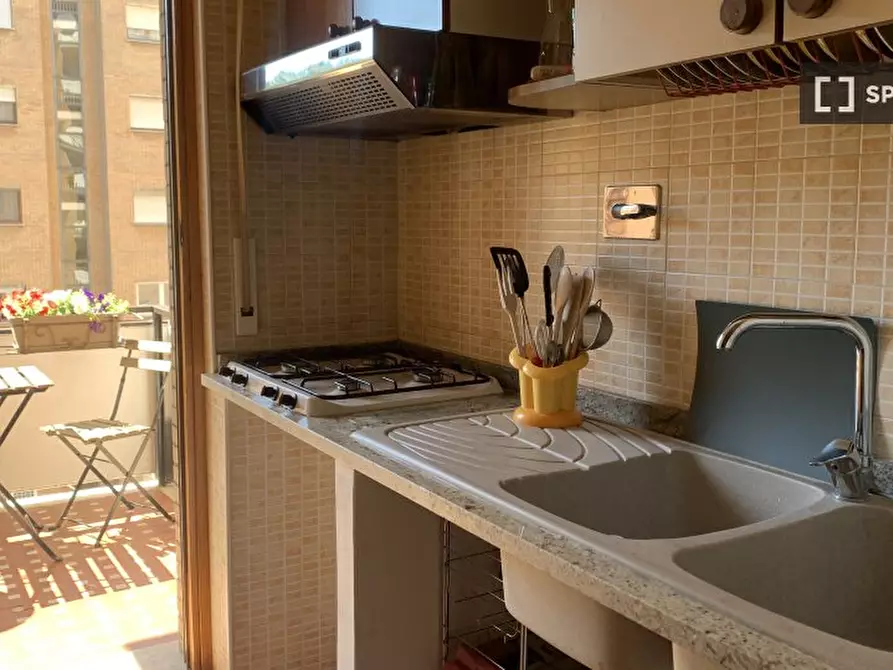 Immagine 15 di Appartamento in affitto  in Via Pietro Marchisio a Roma