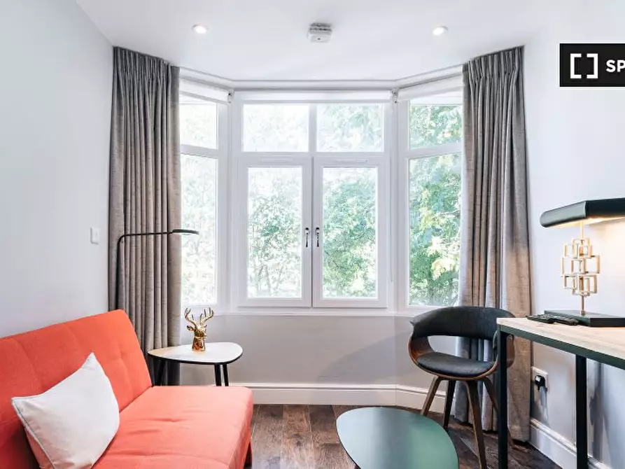 Immagine 3 di Appartamento in affitto  in Knaresborough Pl a Kensington