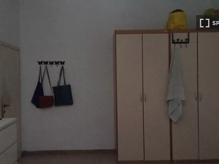 Immagine 12 di Camera condivisa in affitto  in Viale Corsica a Firenze