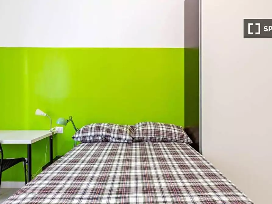 Immagine 1 di Camera condivisa in affitto  in Via Pantigliate a Milano