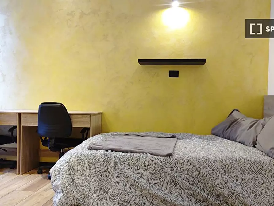 Immagine 2 di Camera condivisa in affitto  in Via Sesia a Torino
